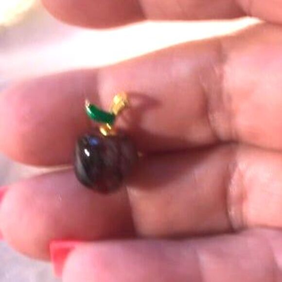 Fire Quartz Apple Pendant - Picture 3 of 5
